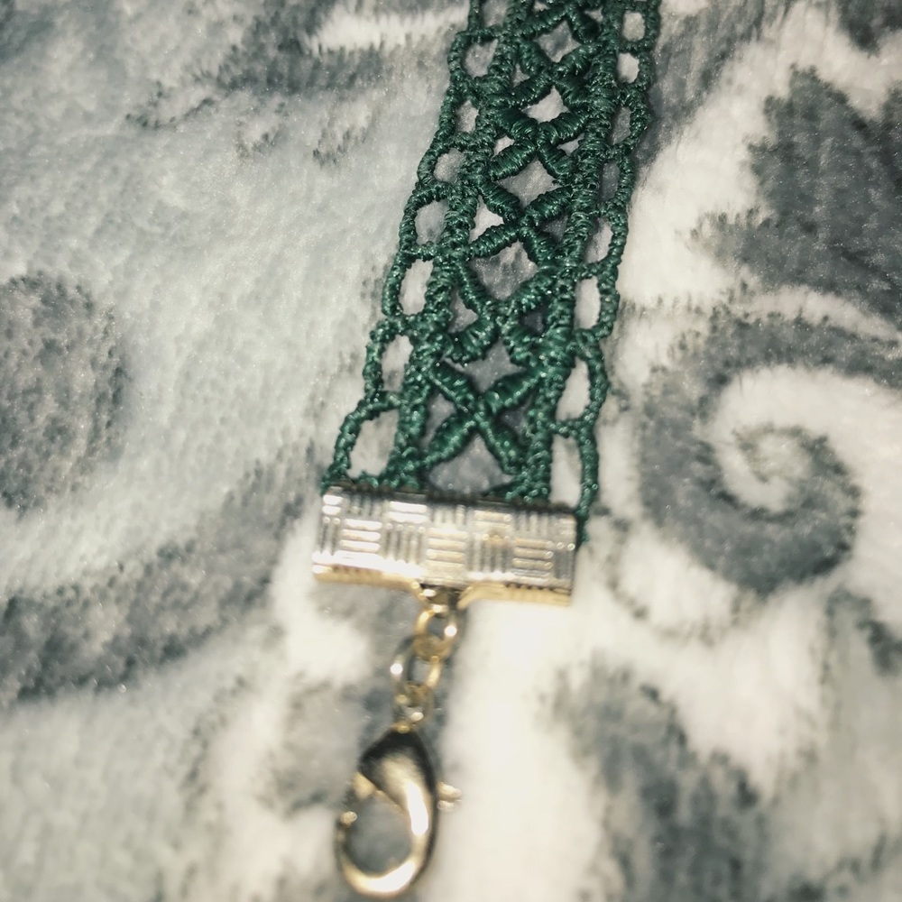 Forest Green Laced Choker